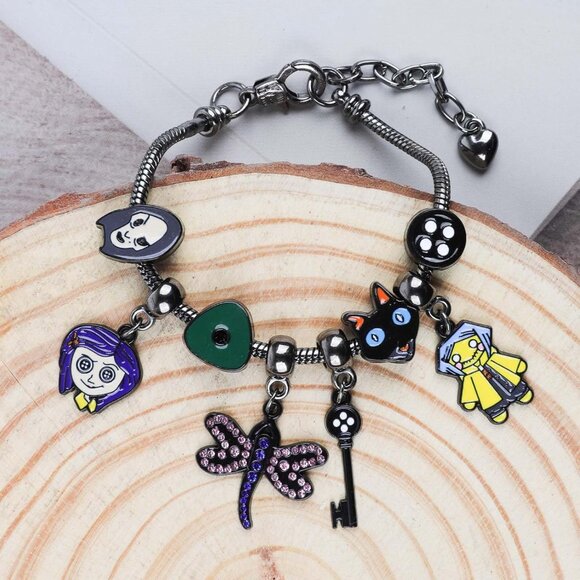DIY Coraline Charm Bracelet Set - Unique Accessories for Cosplay & Halloween - Picture 5 of 7